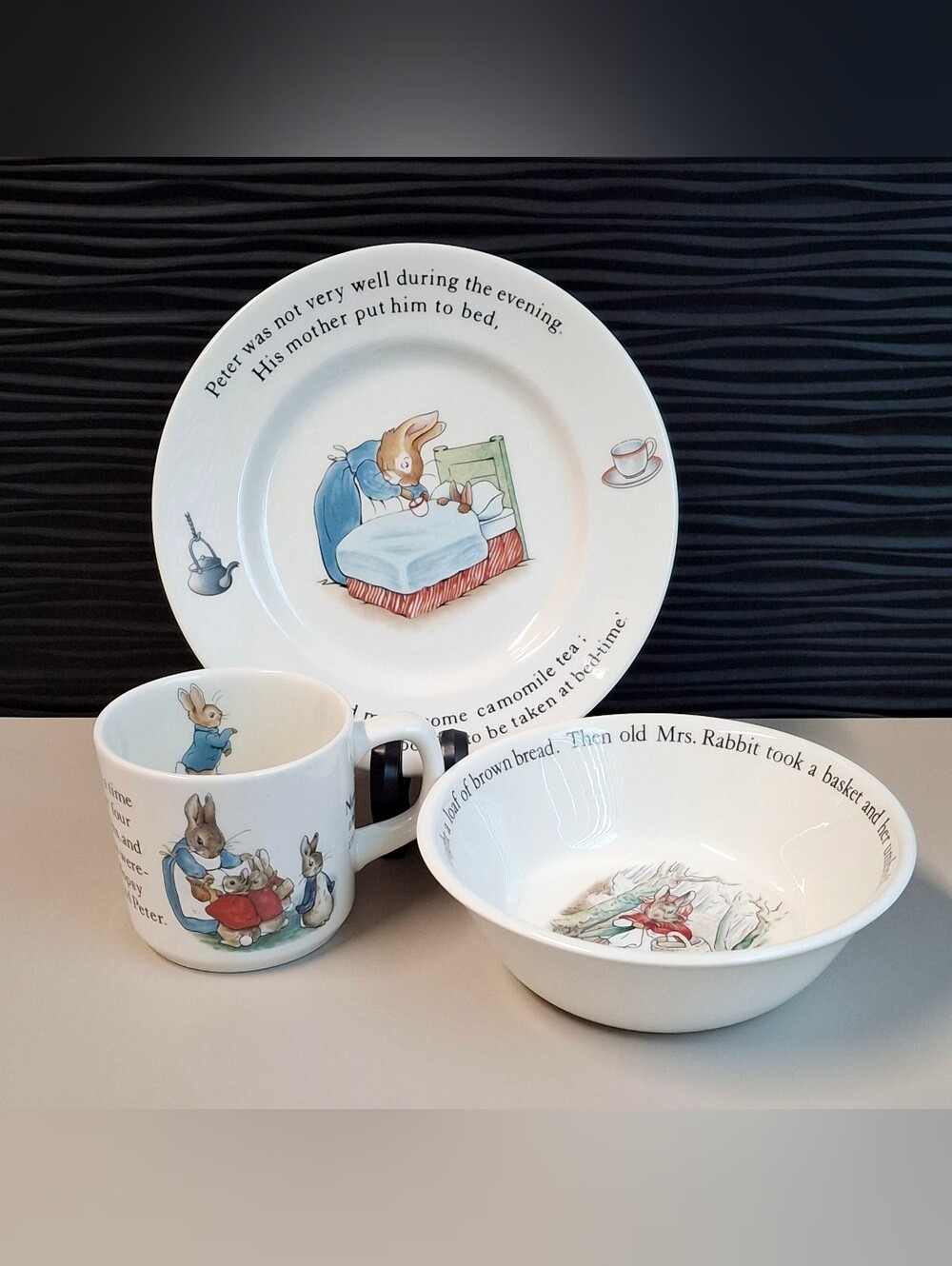 Wedgwood of Etruria & Barlaston England Beatrix Potter Peter Rabbit Child Set